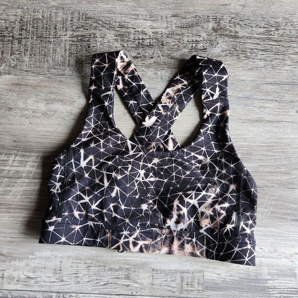 lululemon athletica Other - (4) Lululemon sports bra